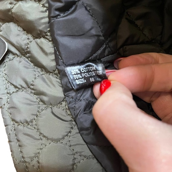 Epoch Angela William's Quilted Bucket Hat - Picture 5 of 7